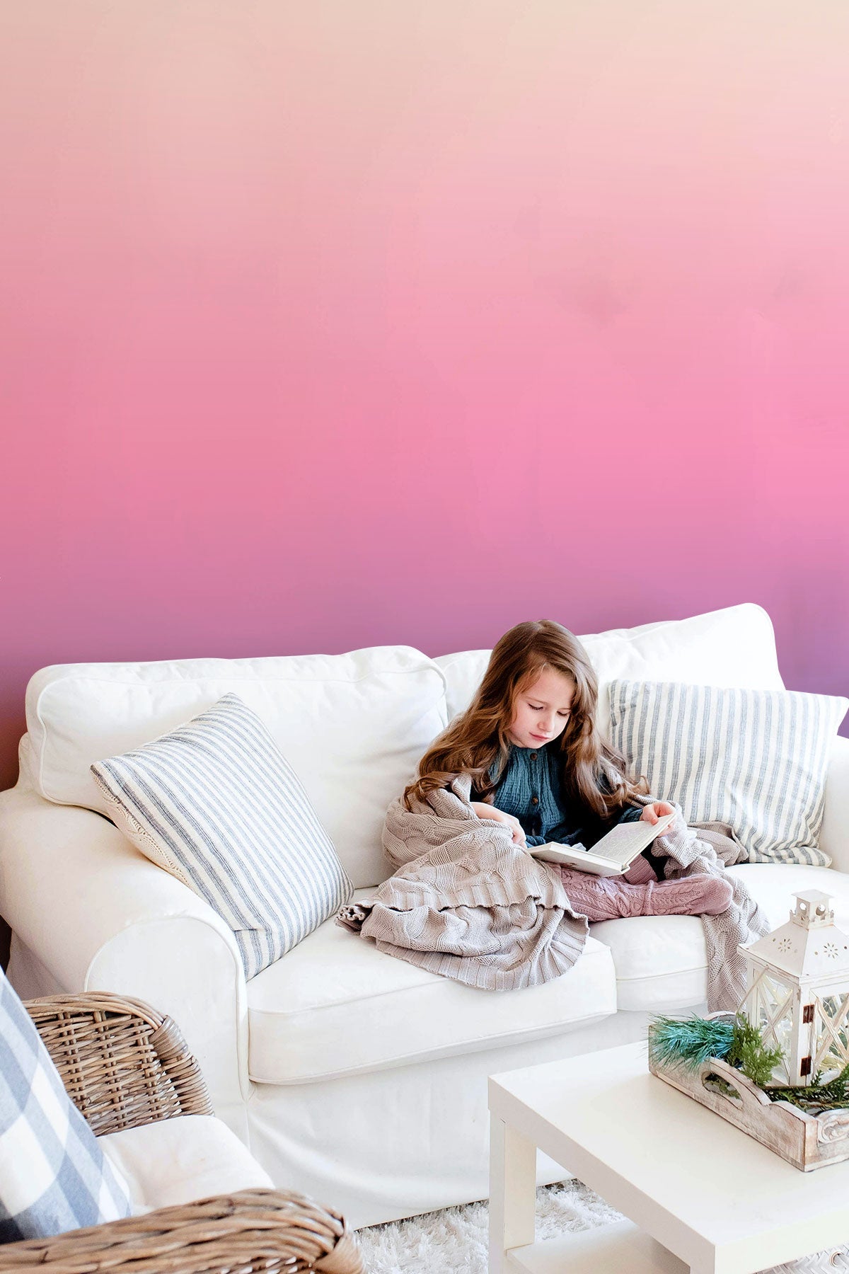 Blueberry Lemonade Wallpaper showcased in a living room
