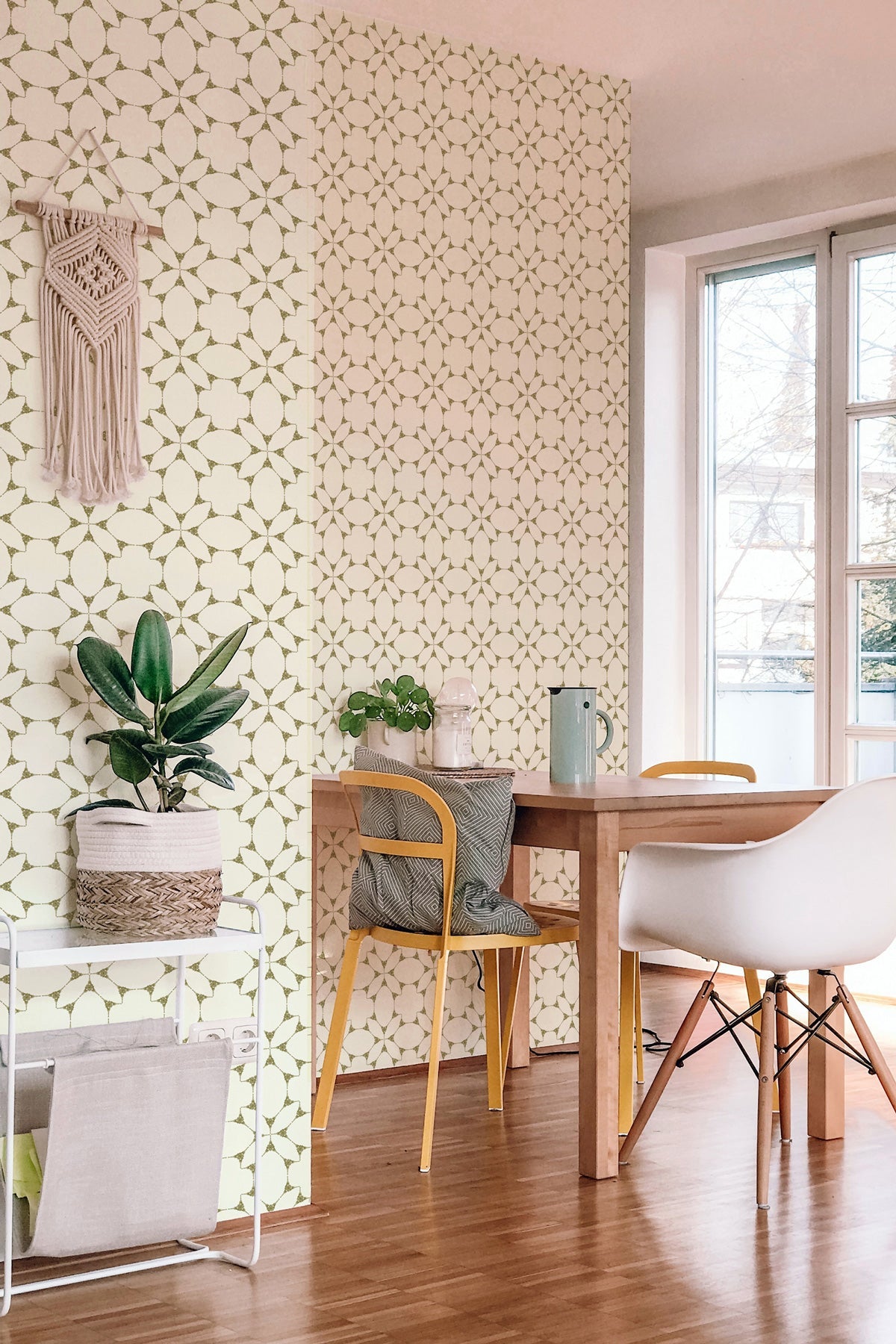 Gustave Light / Gold