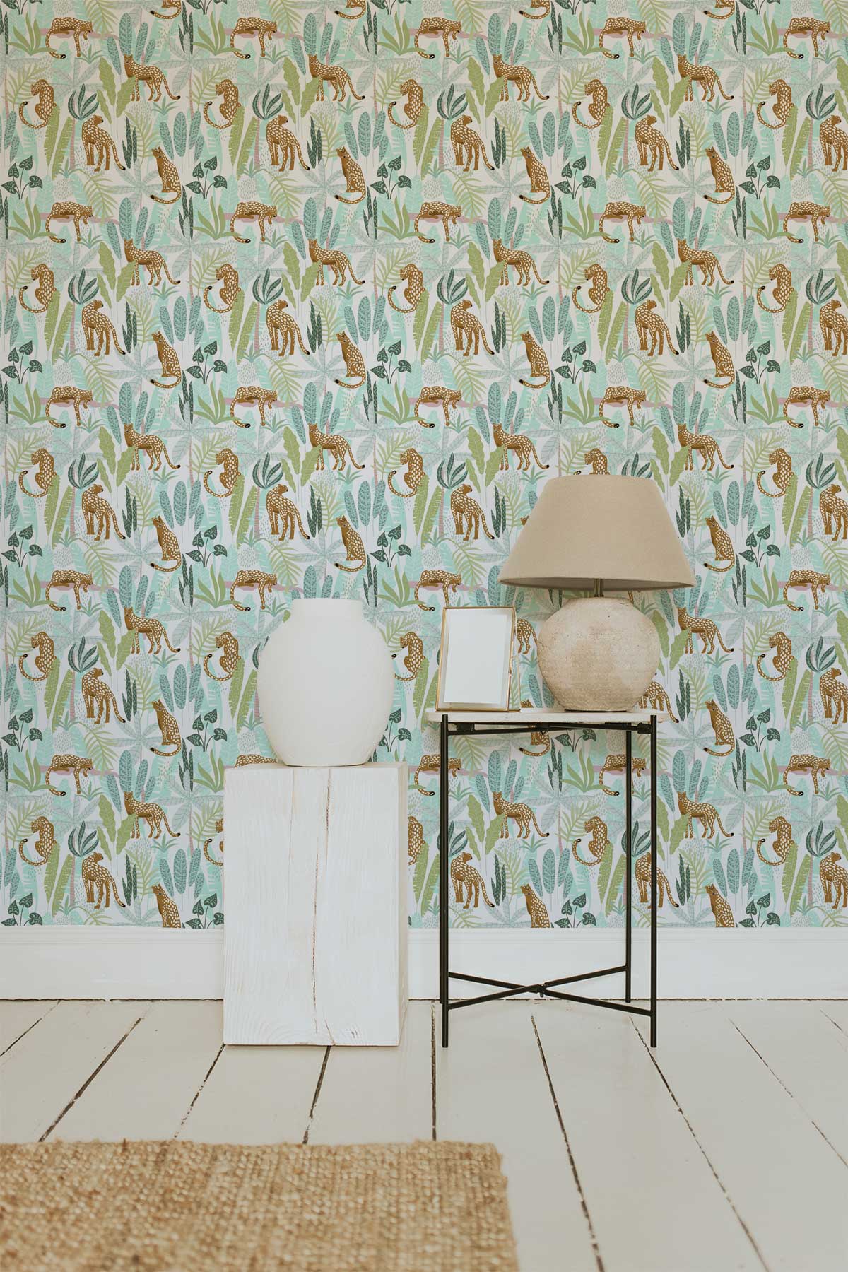 Leopards in the jungle / Light