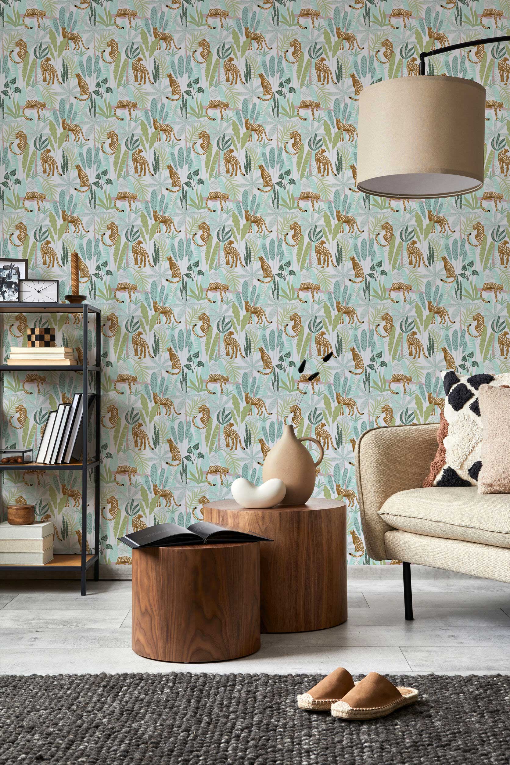 Leopards in the jungle / Light