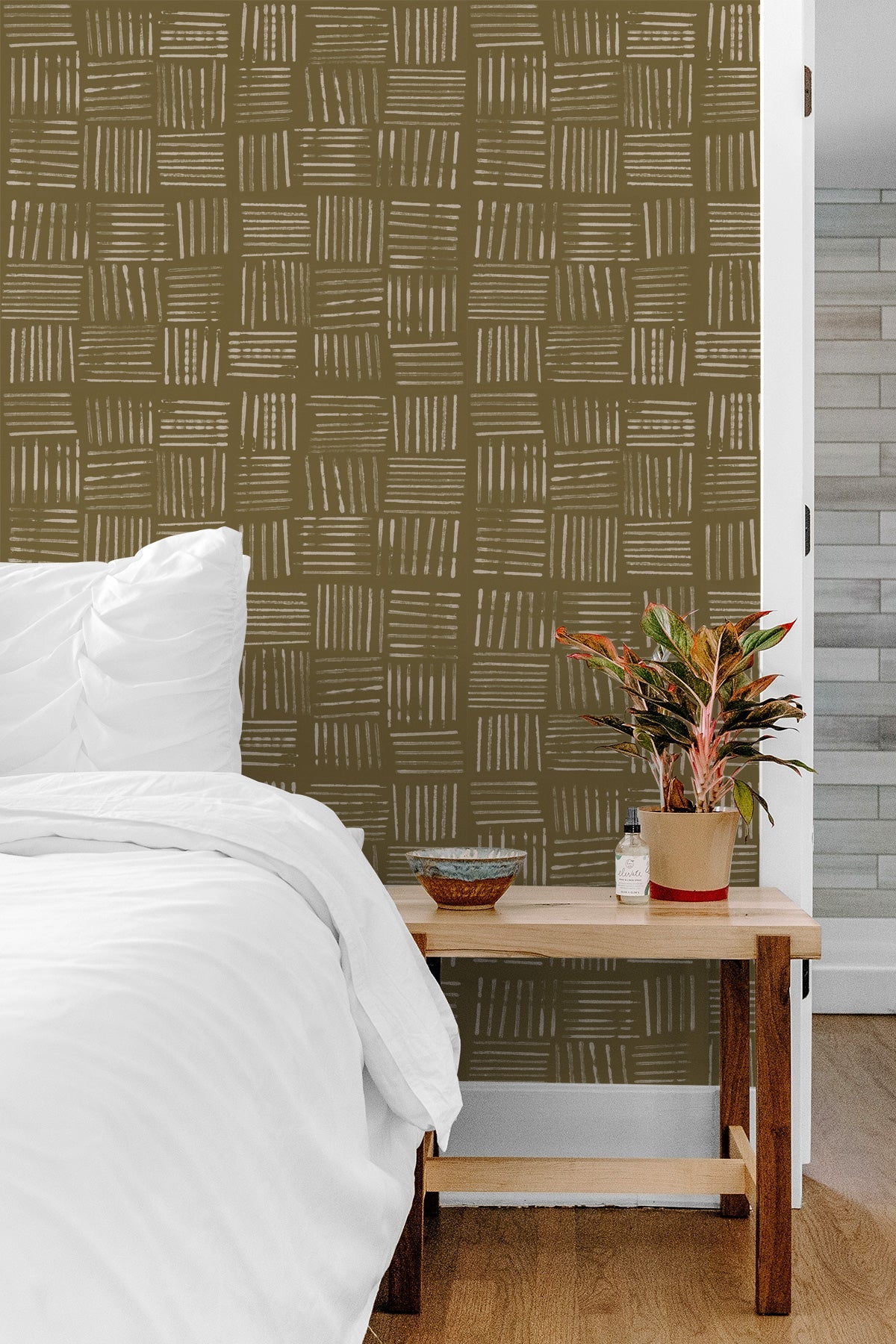 Strokes Party Dark / Mustard