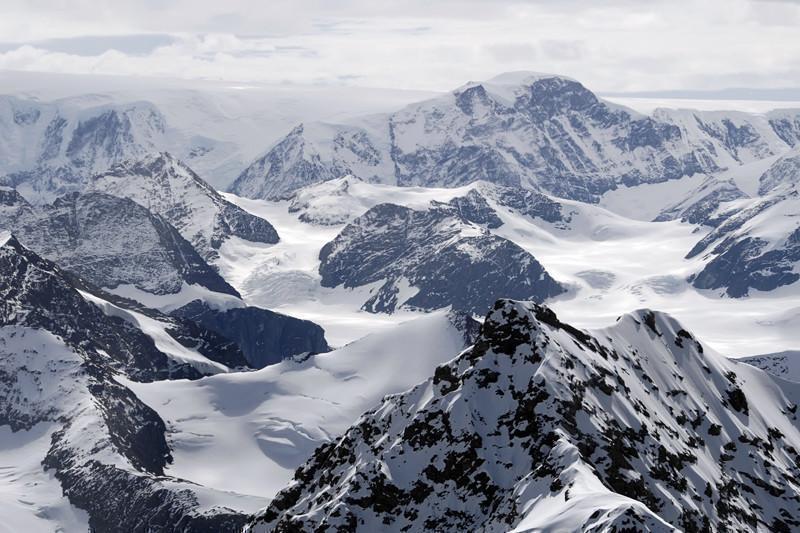 Antarctic mountains Wall Mural | Moutain Wall Murals | Eazywallz