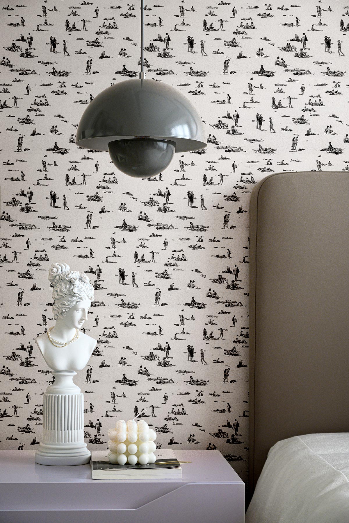 A Day at the Beach / Greyscale