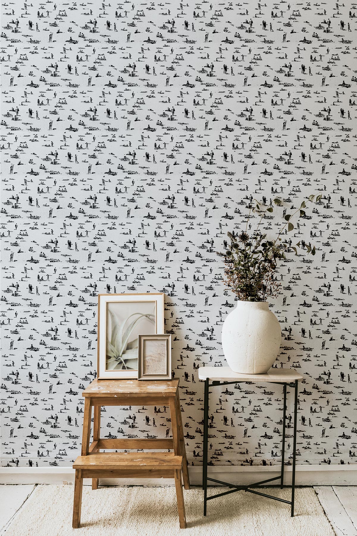 A Day at the Beach / Greyscale