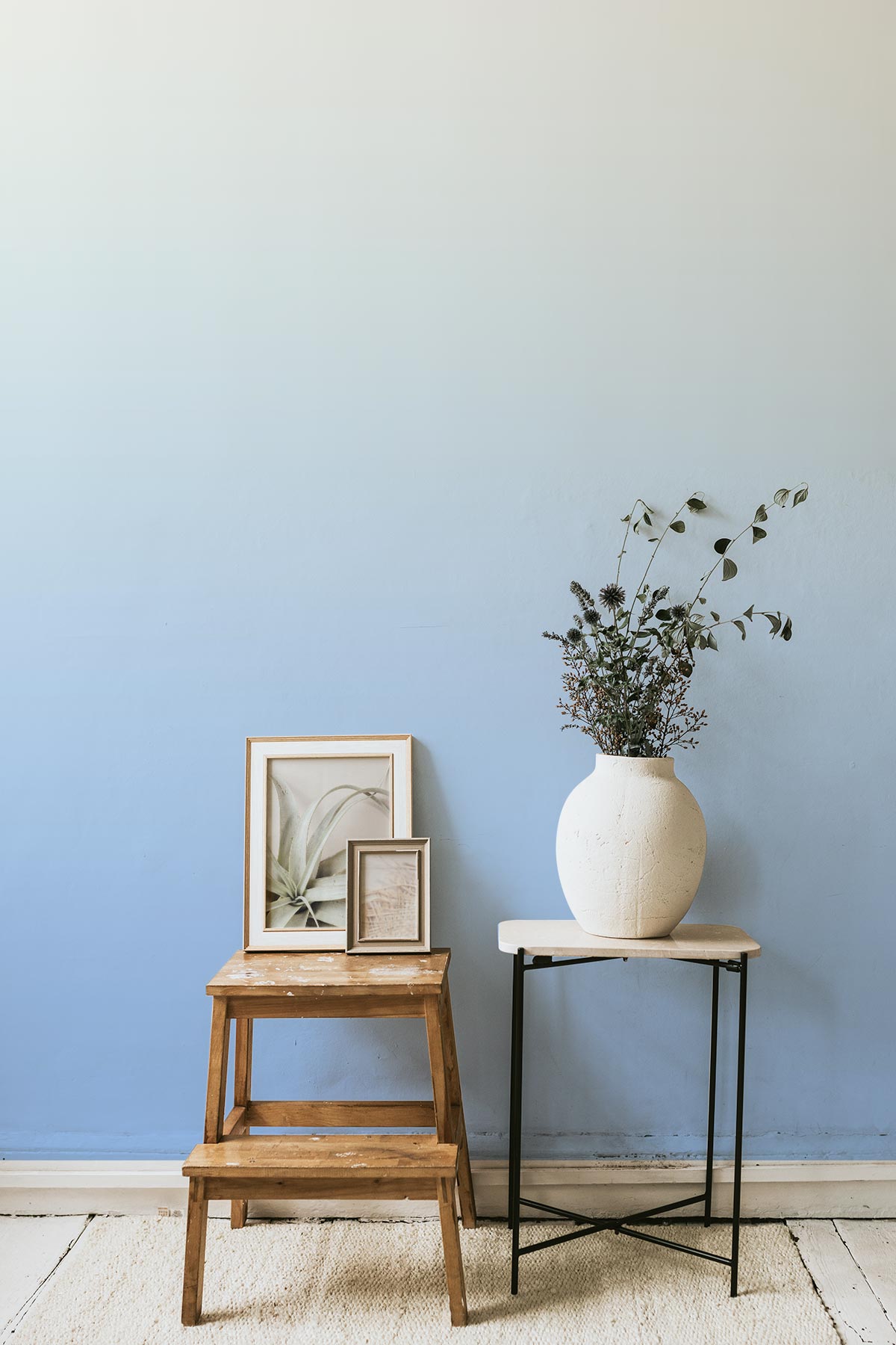 Baby Blue Bliss Wallpaper showcased in a room