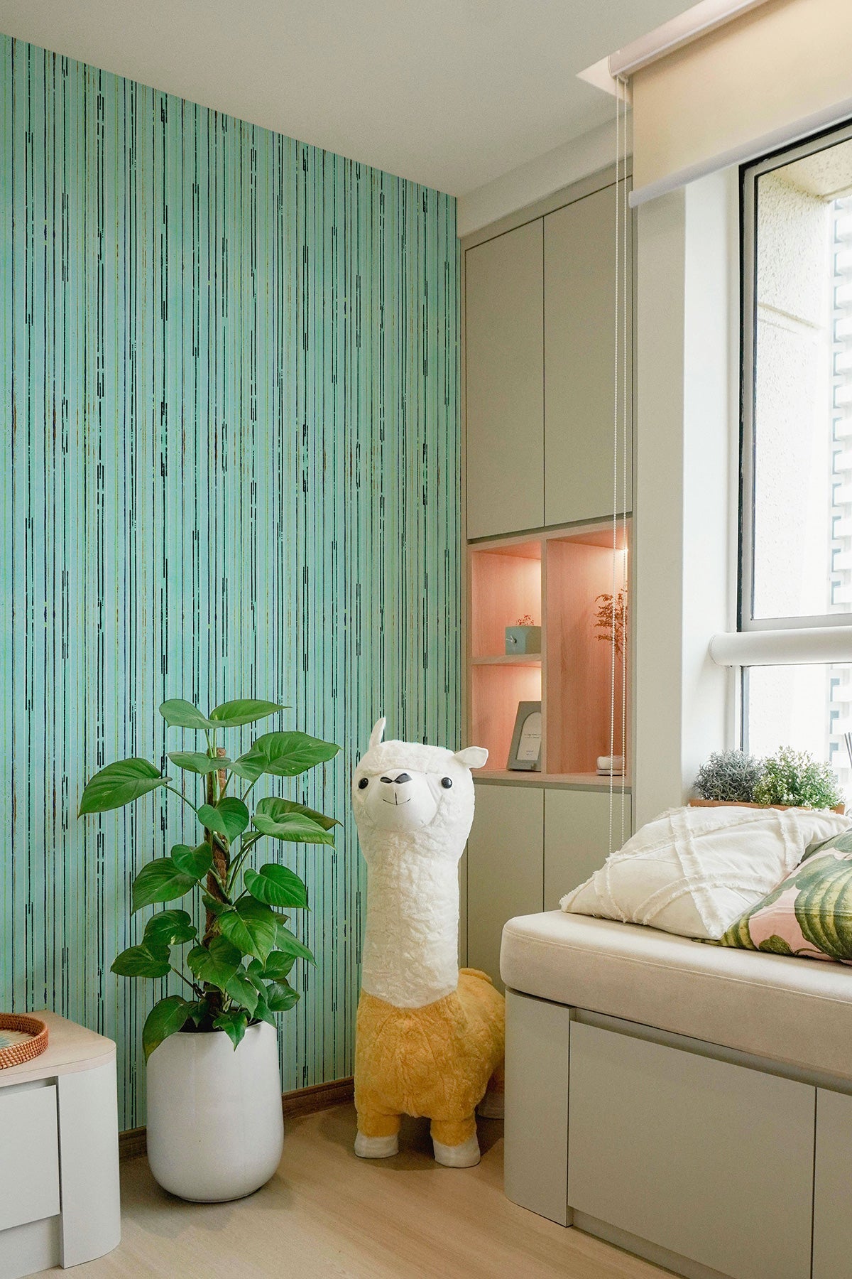 Follow The White Rabbit / Turquoise