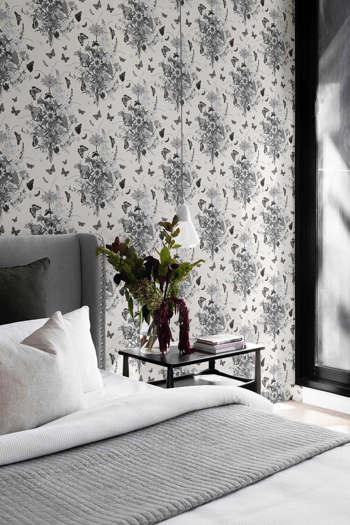 Fountain Garden / Mono