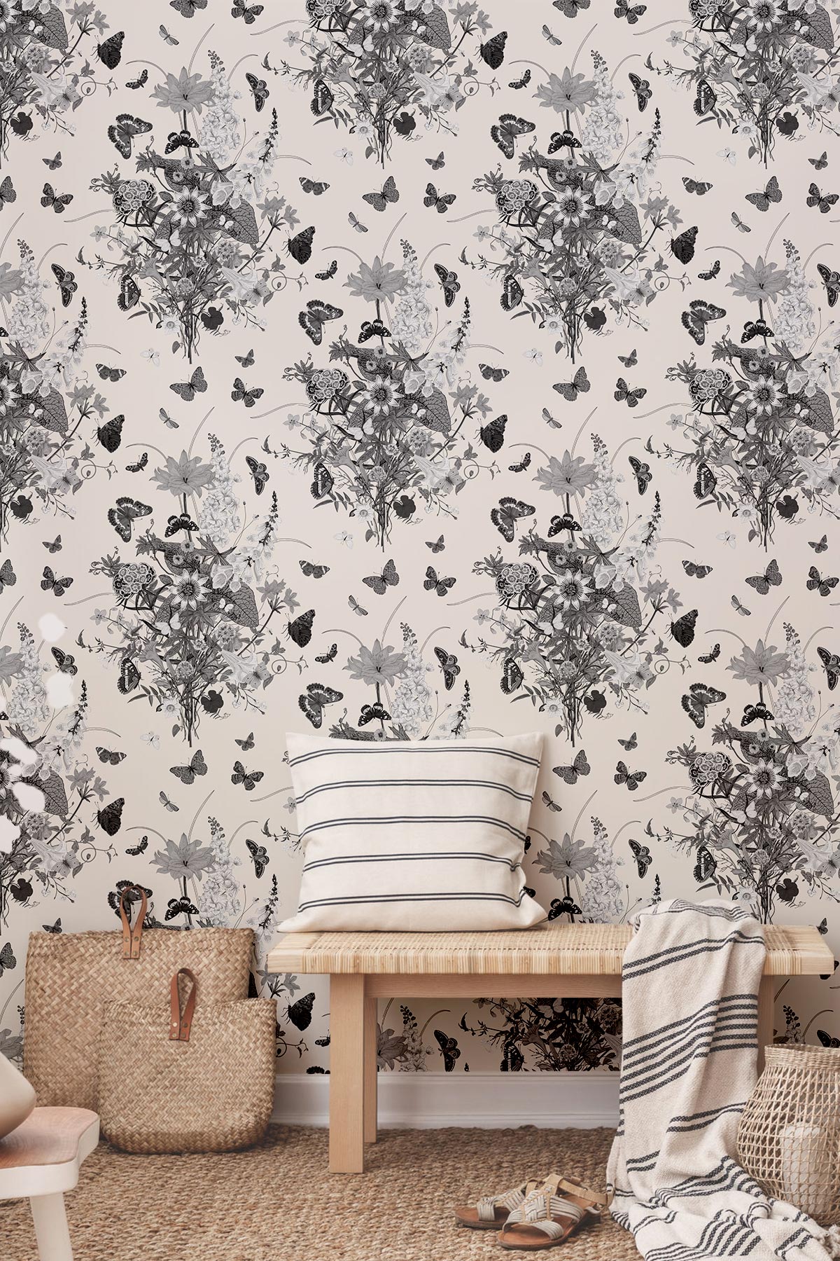 Fountain Garden / Mono