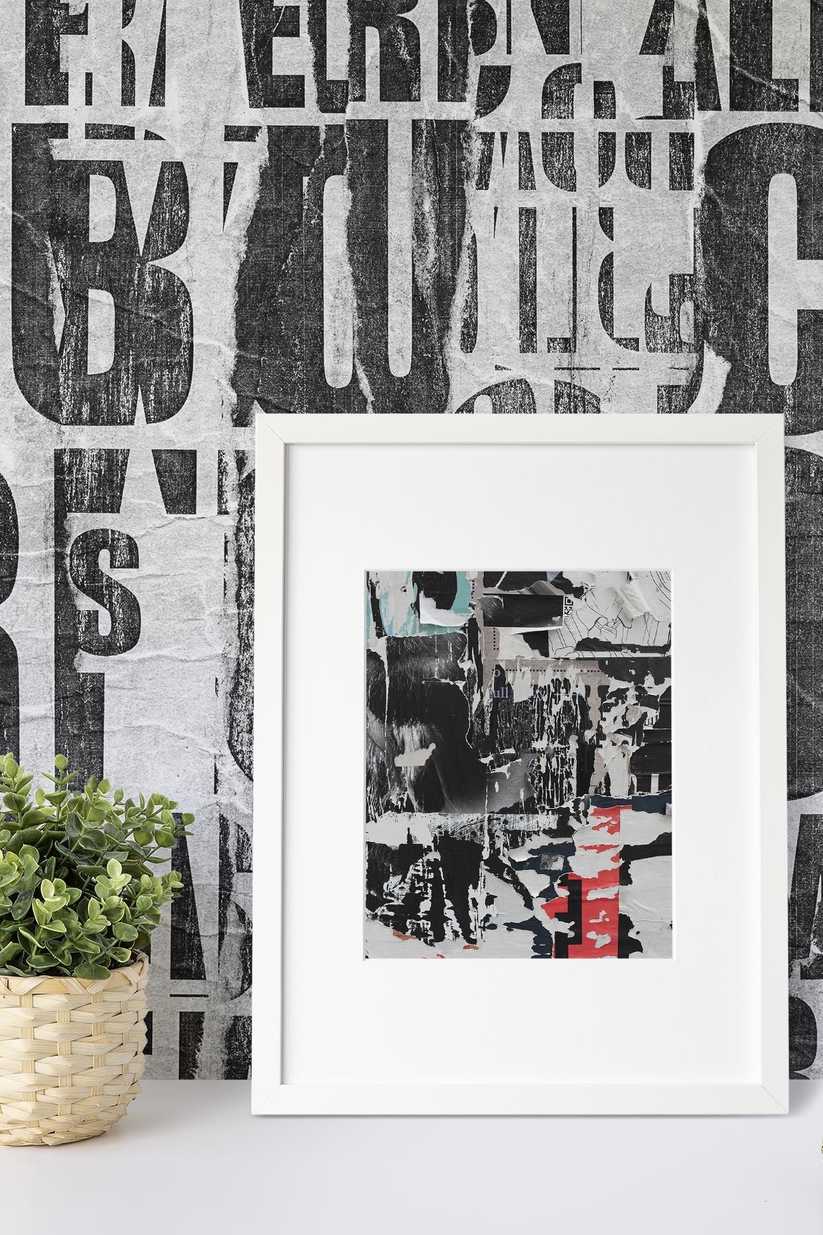 Street Script / Black and White