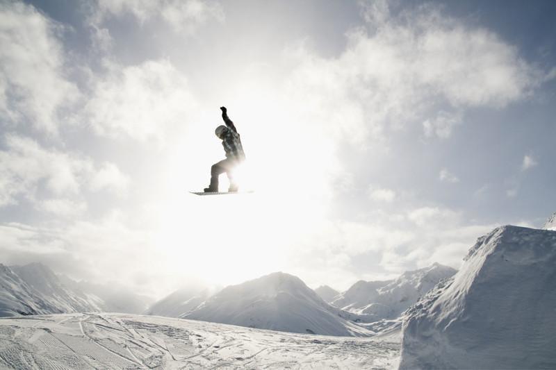 Jumping snowboarder Wall Mural-Wall Mural-Eazywallz